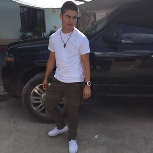 Meet your Posher, Daniel